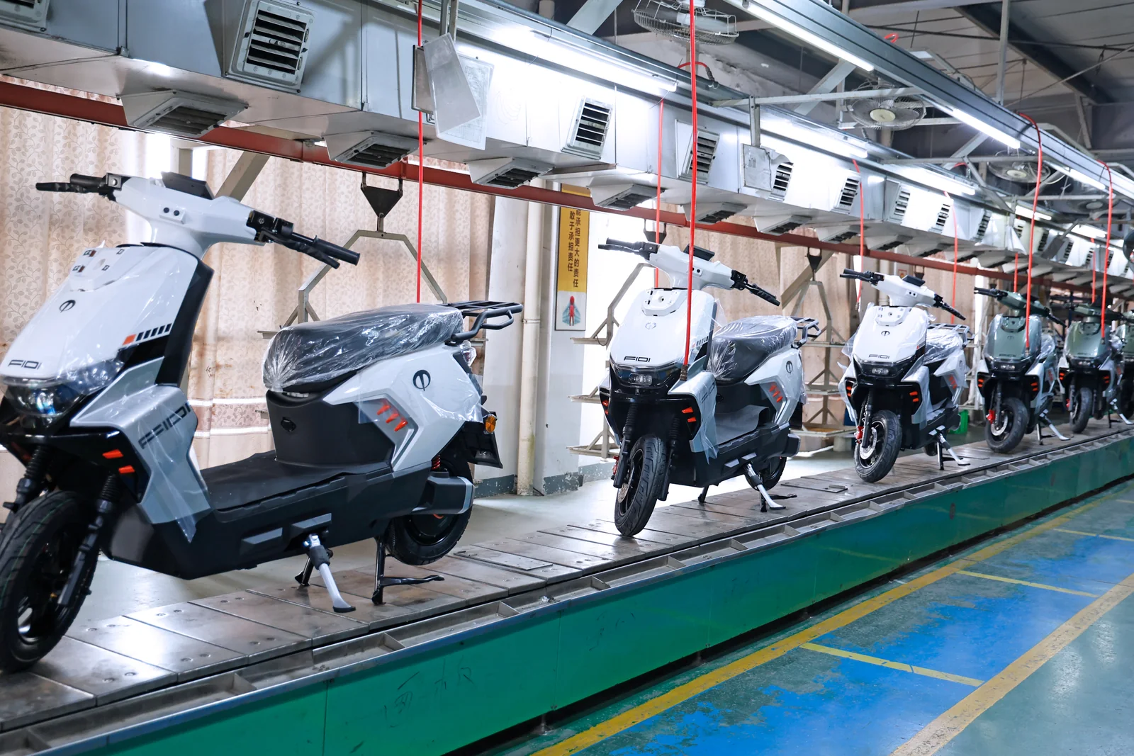 Electric scooters on the BENBAO assembly line